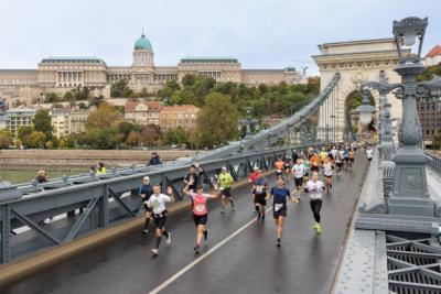 A mozgás ünnepe: 107 országból 30 ezer résztvevő érkezik a 39. SPAR Budapest Maraton Fesztiválra